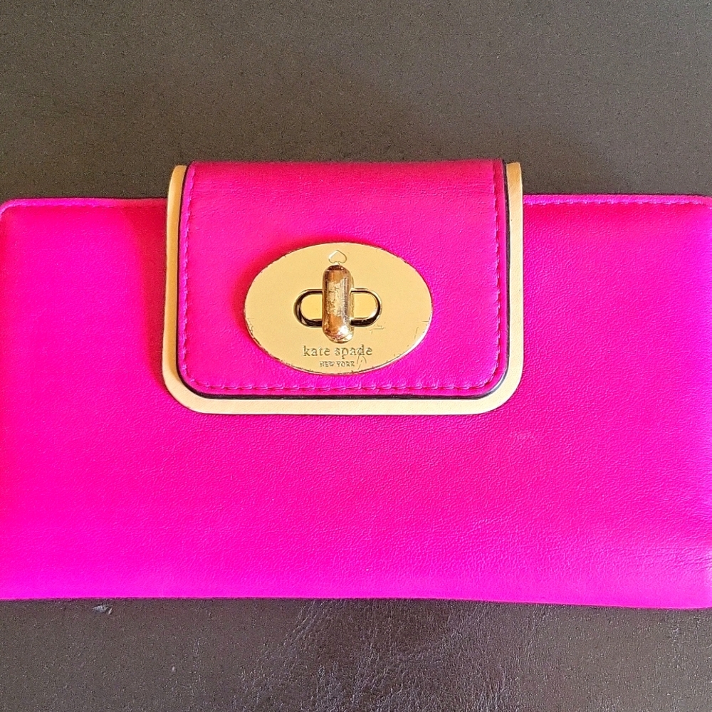 Kate Spade New York Wallet♠️💓